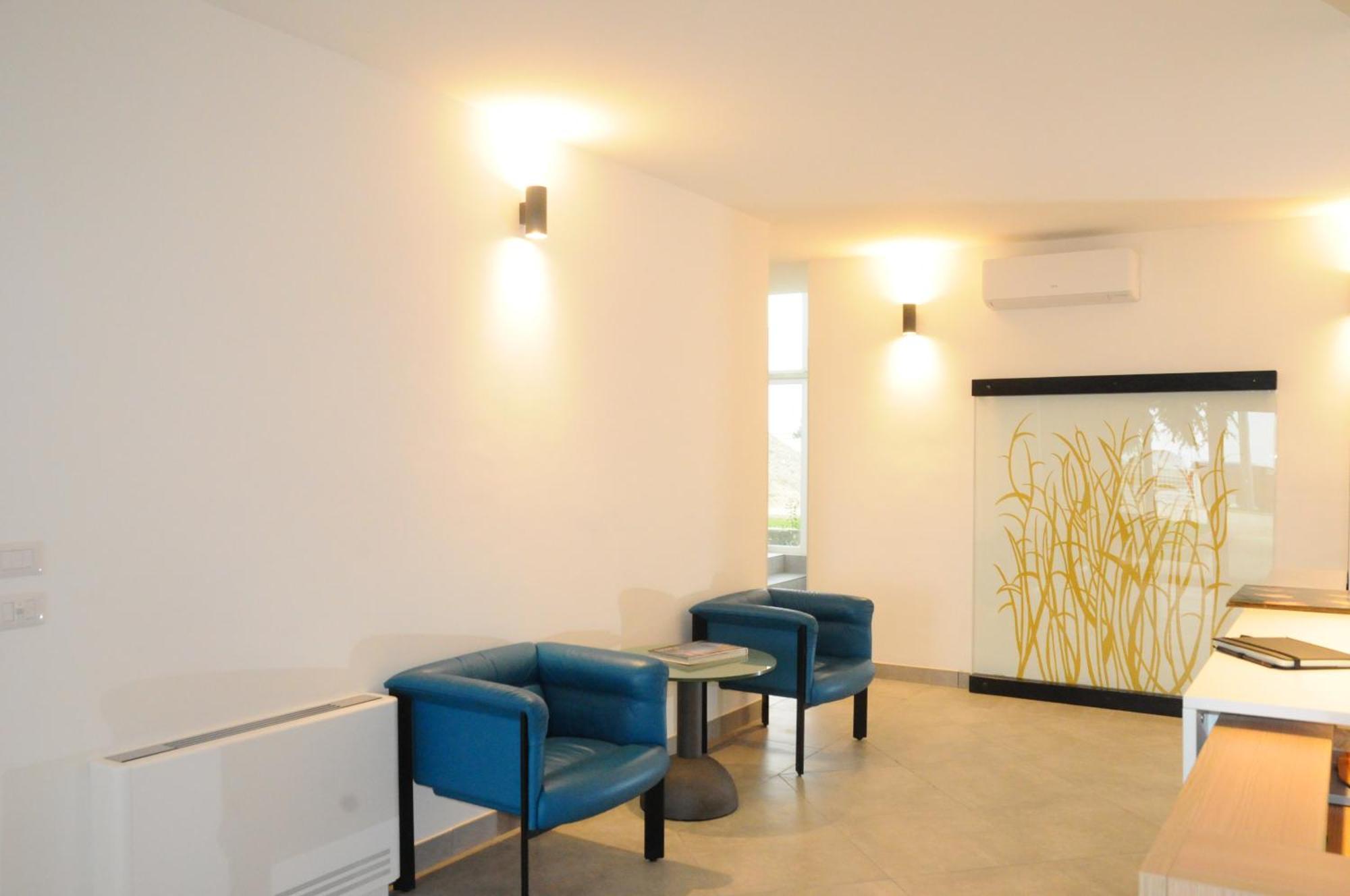 House Of Oscar Aparthotel Адрия Екстериор снимка